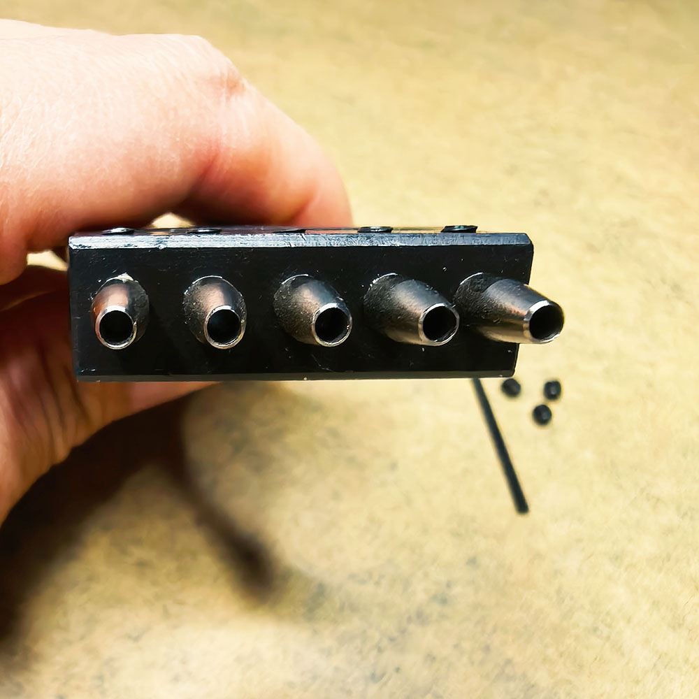 Round Stitching Punch Tool 5 P - Leatherwork Hole Punch 评论和价格